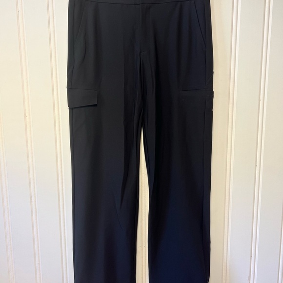 Athleta Pants - Athleta Stellar Cargo Black Wide-Leg Pants size 12